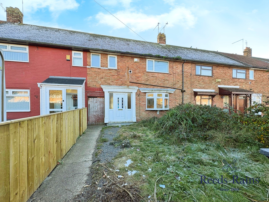 Main image of 3 bedroom Mid Terrace House for sale, Falkland Road, Hull, East Yorkshire, HU9