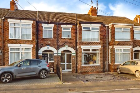 3 bedroom Mid Terrace House for sale