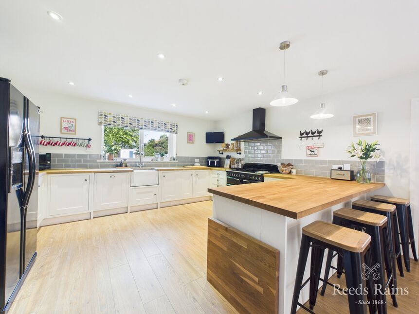 Kitchen / Family / DiningRoom