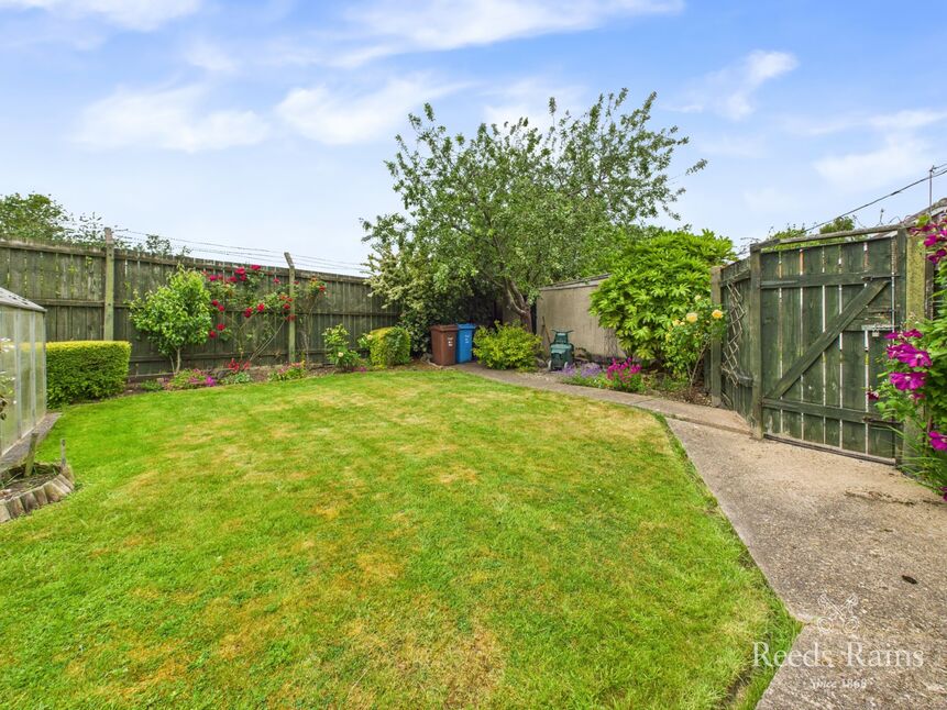 Side / Rear Garden