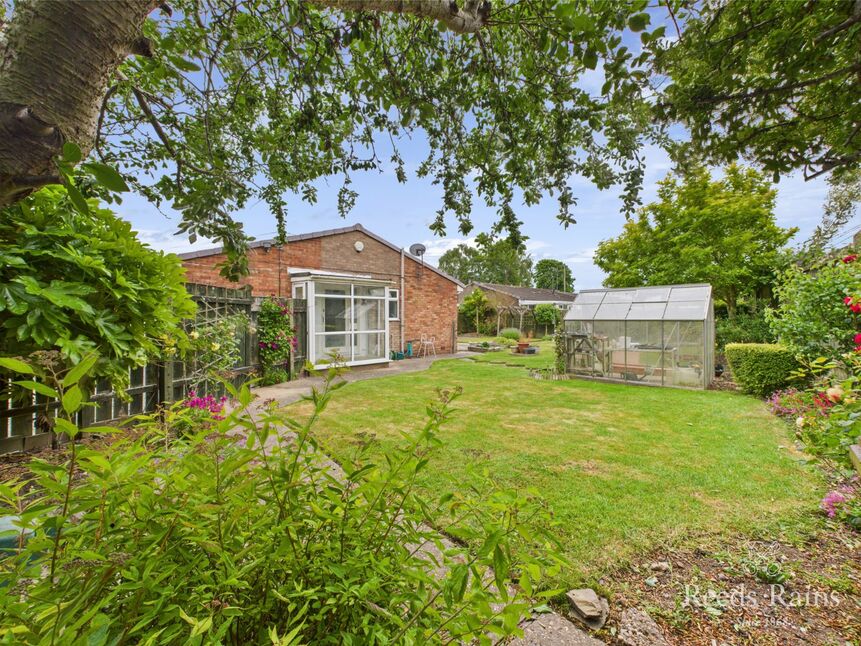 Side / Rear Garden