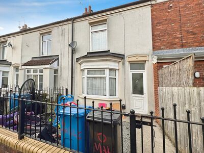 2 bedroom Mid Terrace House for sale