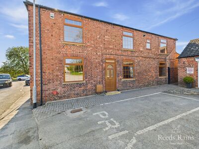 3 bedroom End Terrace House for sale