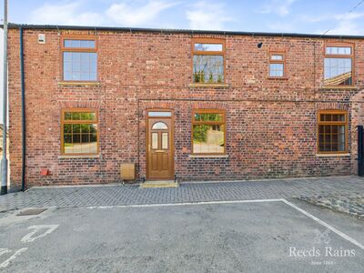 3 bedroom End Terrace House for sale