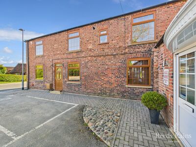 3 bedroom End Terrace House for sale