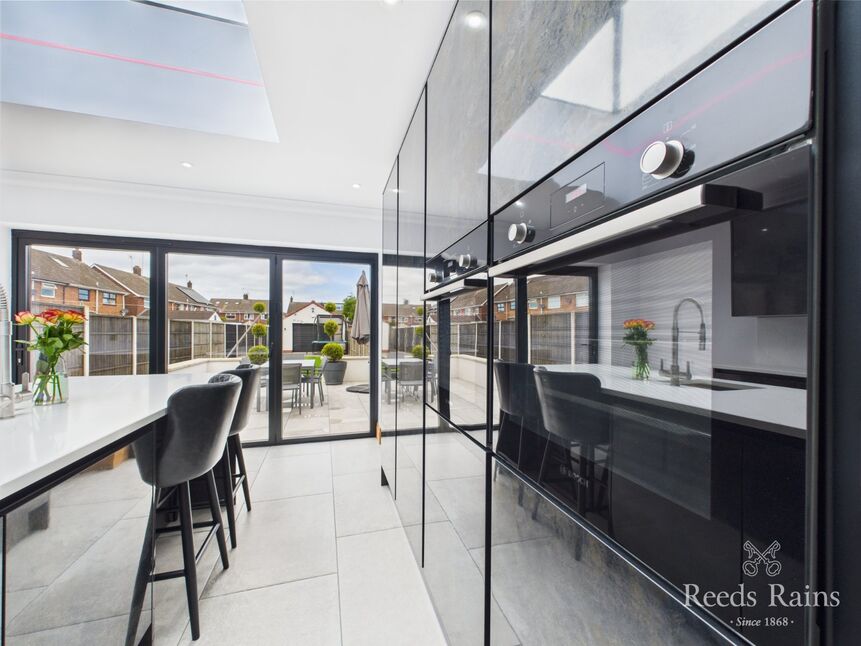 Breakfast Kitchen