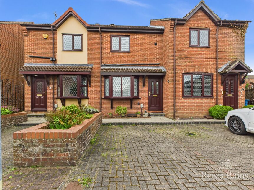 Main image of 2 bedroom Mid Terrace House for sale, Ferens Court, Southcoates Lane, East Yorkshie, HU9