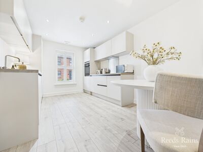 Bethel View, 4 bedroom Semi Detached House for sale, £255,000