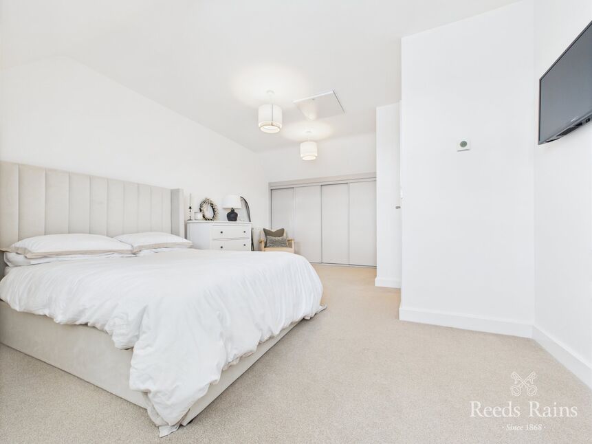 Principal Bedroom
