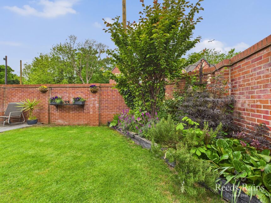 Side Garden