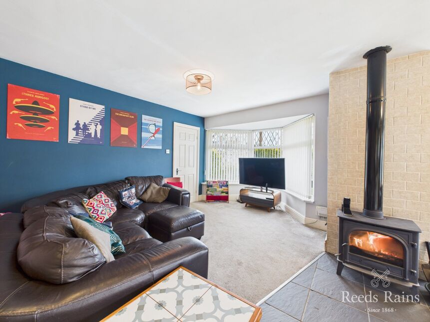 Kitchen / Family / Dining