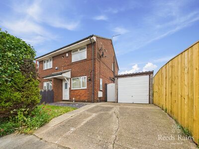 Hopkins Street, 2 bedroom Semi Detached House for sale, £135,000