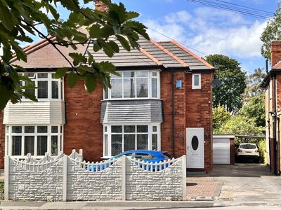 Holderness Road, 3 bedroom Semi Detached House for sale, £290,000