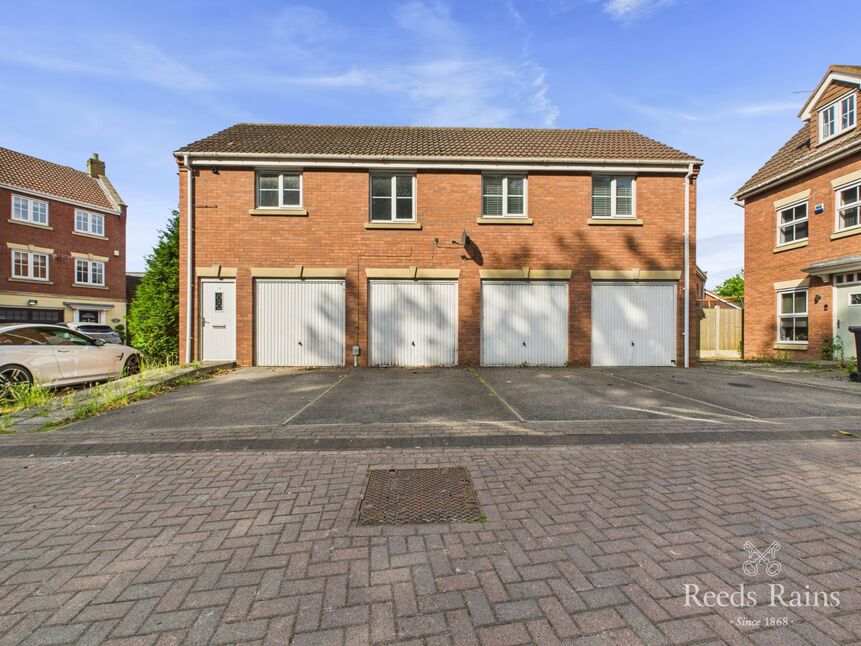 Main image of 2 bedroom Detached Flat for sale, Selset Way, Kingswood, East Riding of Yorkshire, HU7