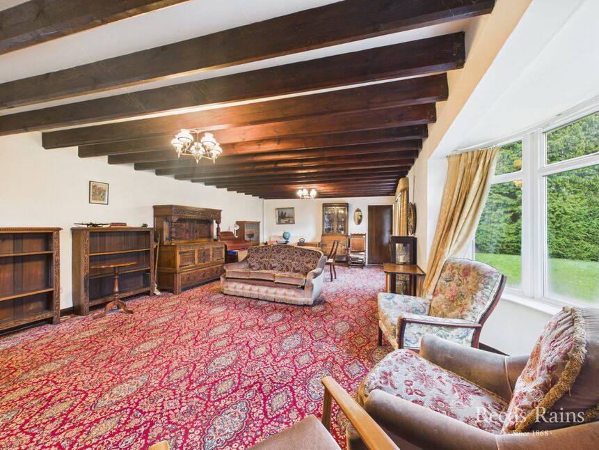 Sitting / Dining Room