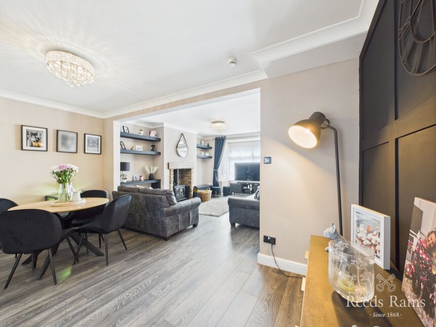 Sitting / Dining Room
