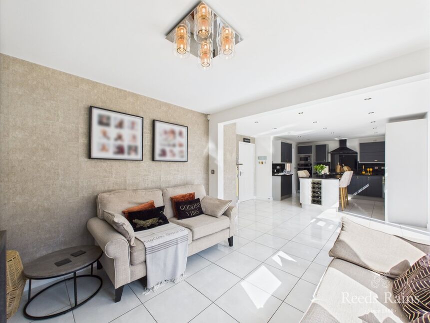 Kitchen / Dining / Family Room