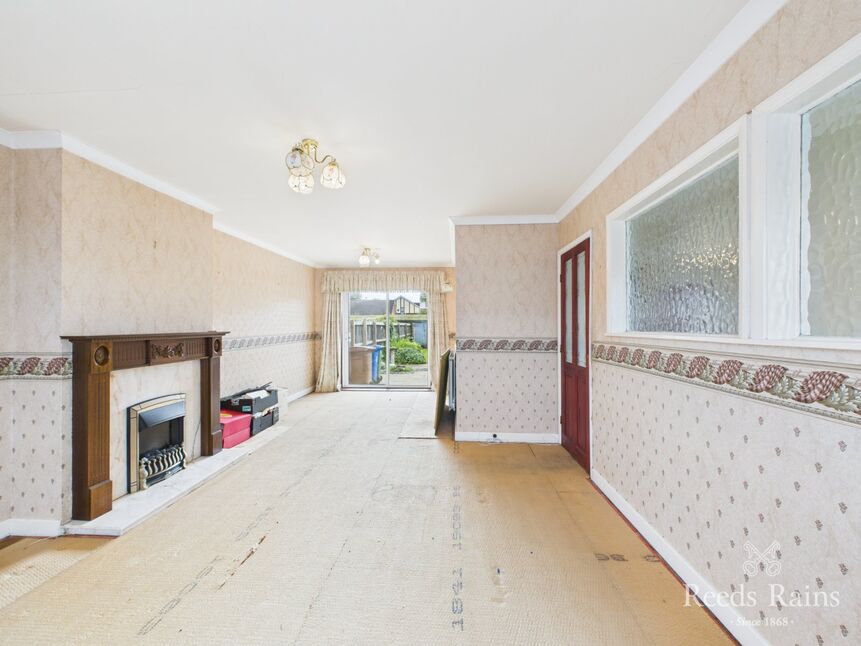 Sitting / Dining Room