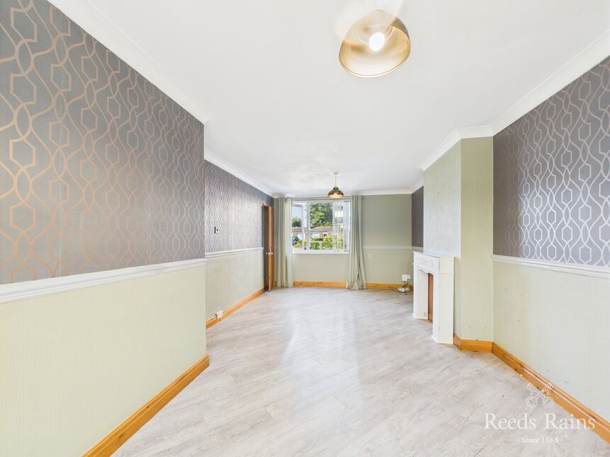 Sitting / Dining Room