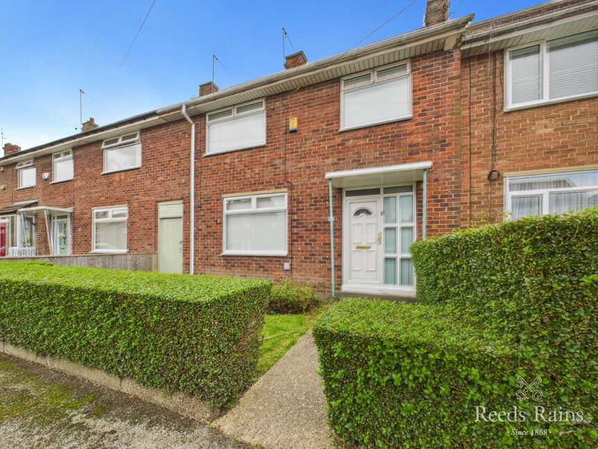 Main image of 3 bedroom Mid Terrace House for sale, Mirfield Grove, Hull, East Yorkshire, HU9