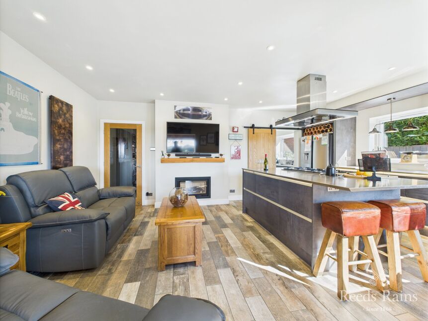 Kitchen / Family Room