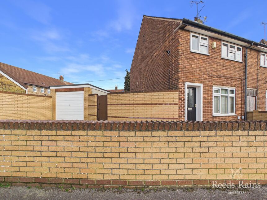 Main image of 3 bedroom End Terrace House for sale, Ashwell Avenue, East Riding of Yorkshire, HU9