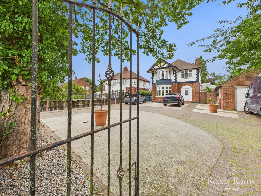 'In-Out' Driveway