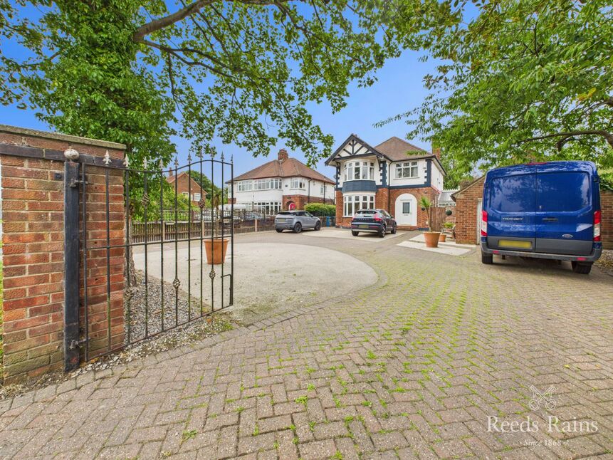 'In-Out' Driveway