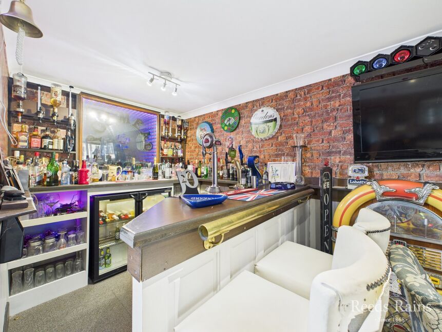 Entertainment Room