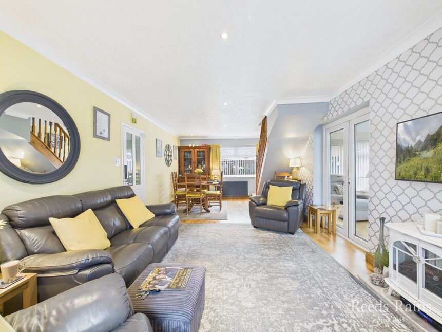 Sitting / Dining Room