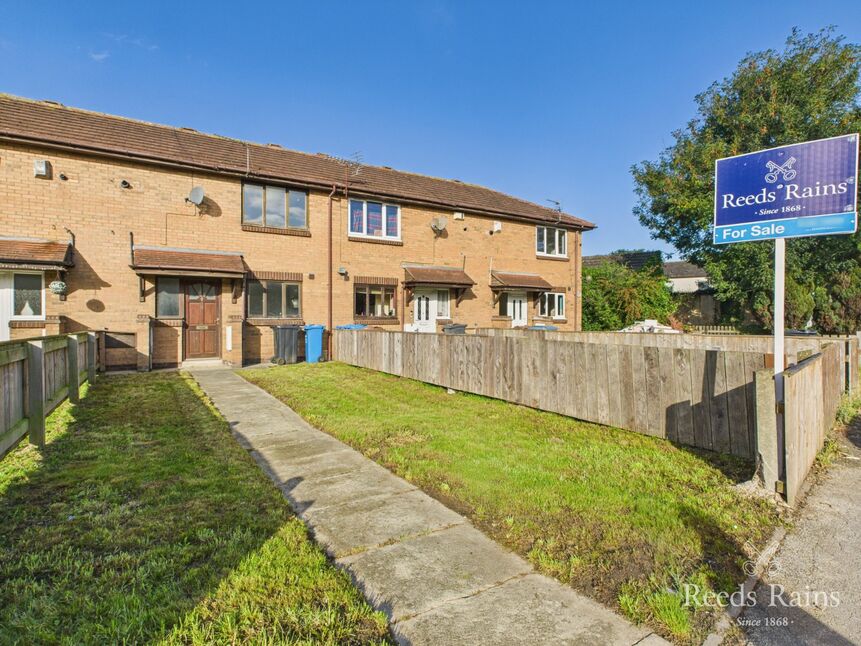 Main image of 2 bedroom Mid Terrace House for sale, Soffham Close, Bransholme, East Yorkshire, HU7