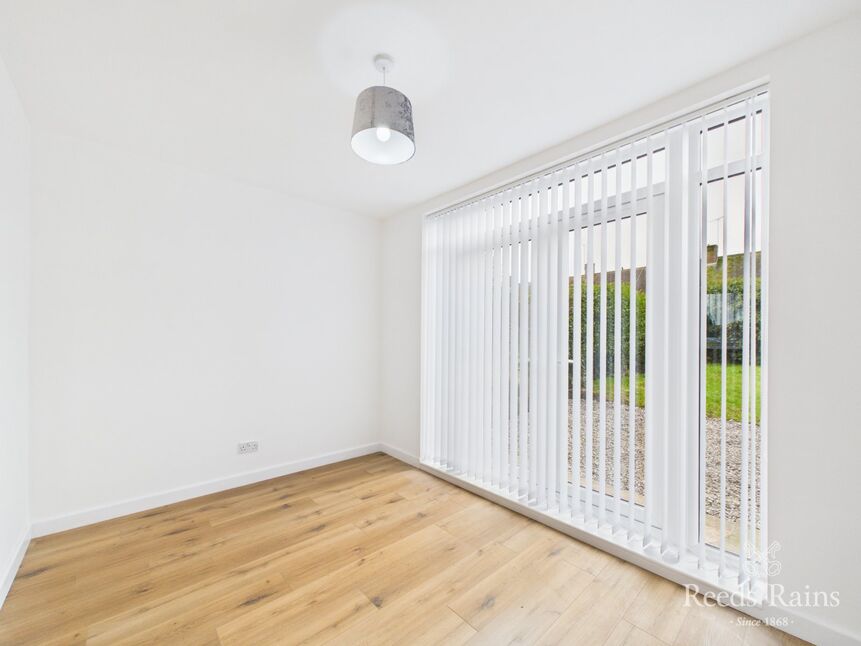 Living / Dining Area