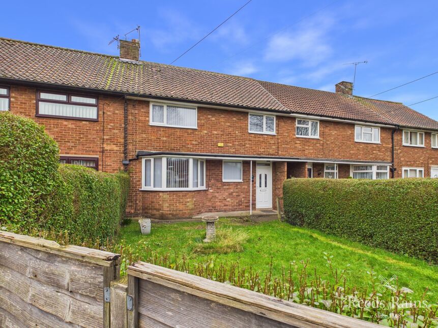 Main image of 3 bedroom Mid Terrace House to rent, Caledon Close, Hull, East Riding of Yorkshire, HU9