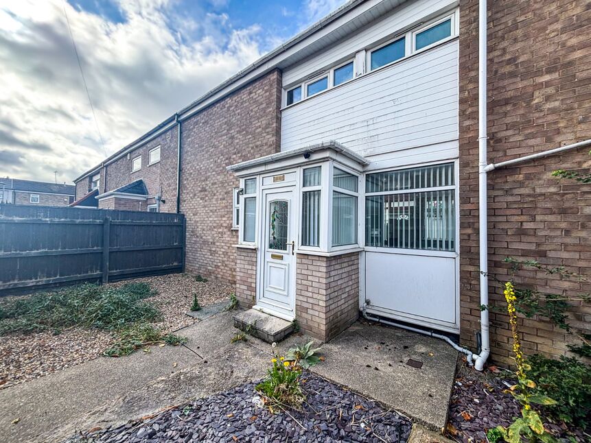 Main image of 3 bedroom End Terrace House to rent, Grimscott Close, Bransholme, East Riding of Yorkshire, HU7