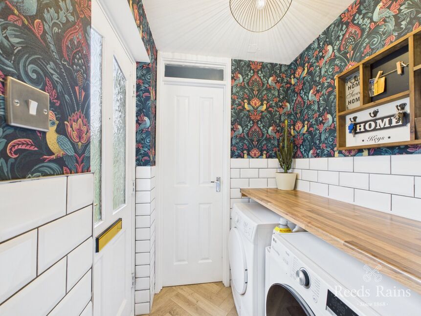 Entrance / Utility Room