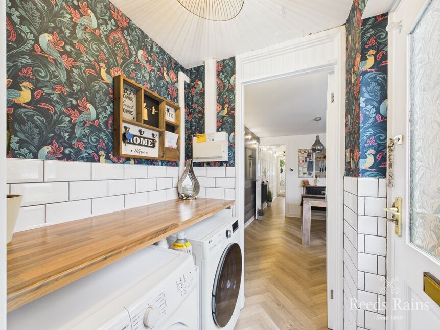 Entrance / Utility Room