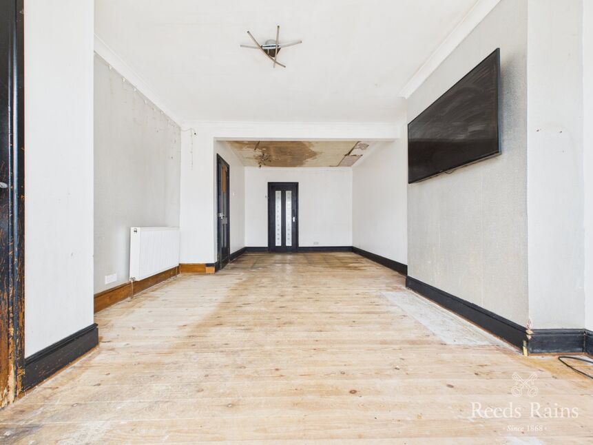 Sitting / Dining Room