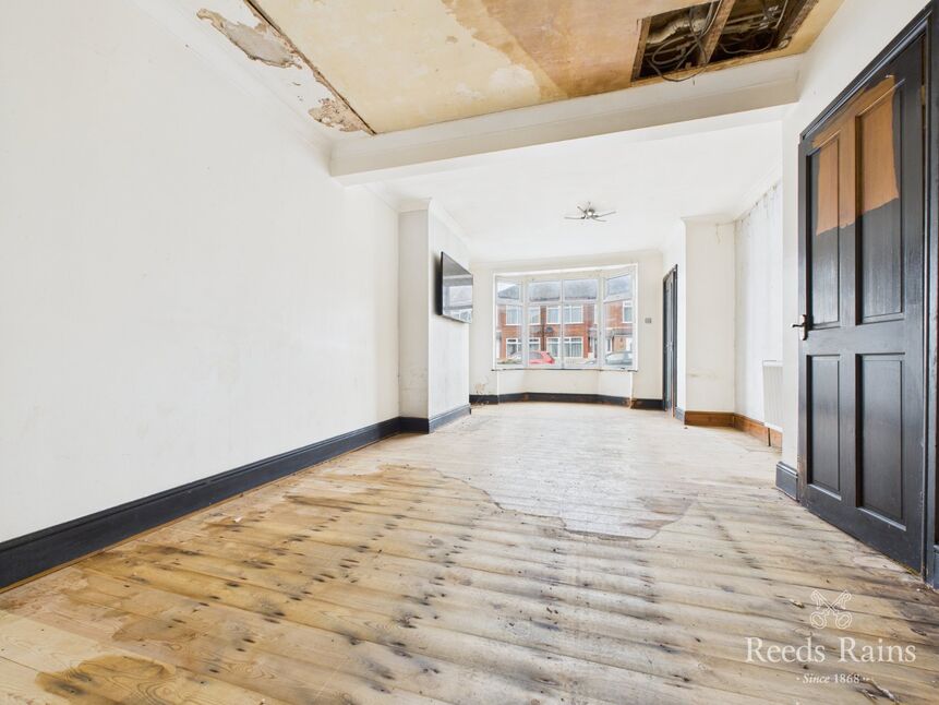 Sitting / Dining Room