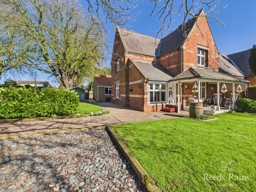 Main image of 3 bedroom Semi Detached House for sale, Church Lane, Sproatley, East Yorkshire, HU11