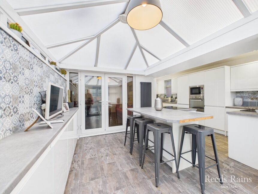 Kitchen / Conservatory