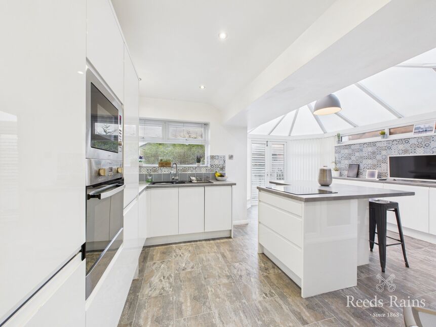 Kitchen / Conservatory