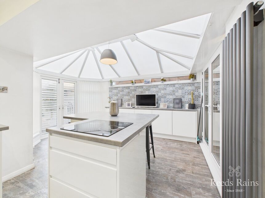 Kitchen / Conservatory