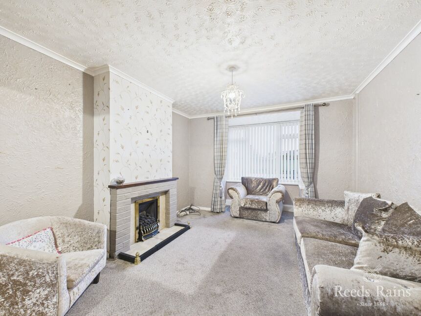 Lounge / Dining Room