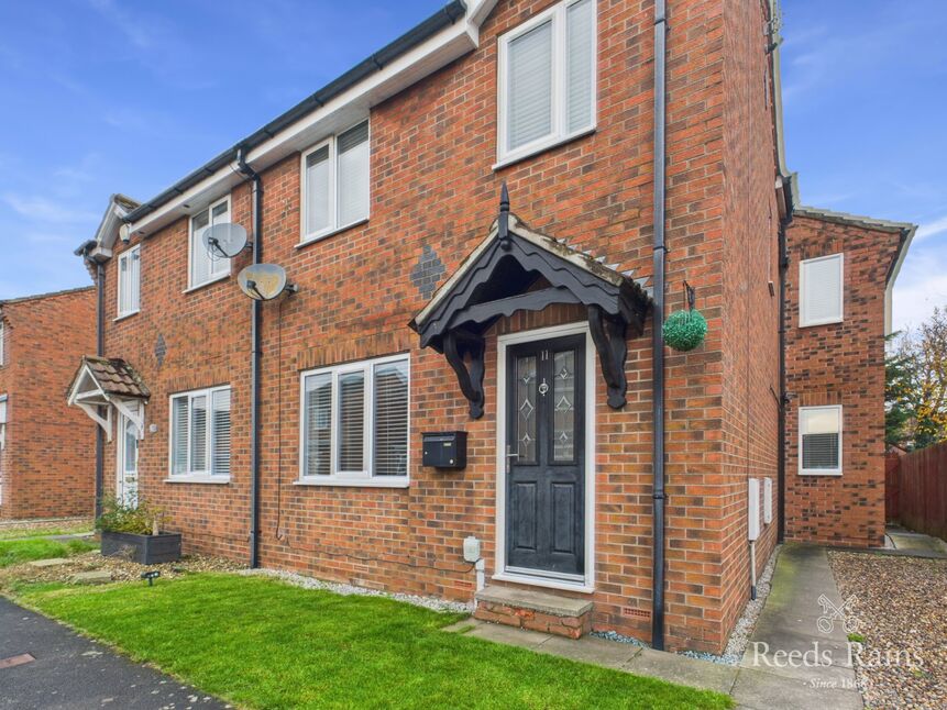 Main image of 3 bedroom Semi Detached House to rent, Eldon Drive, Preston, East Riding of Yorkshire, HU12