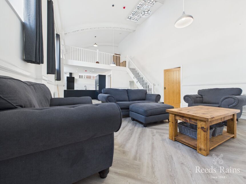 Sitting / Dining Room