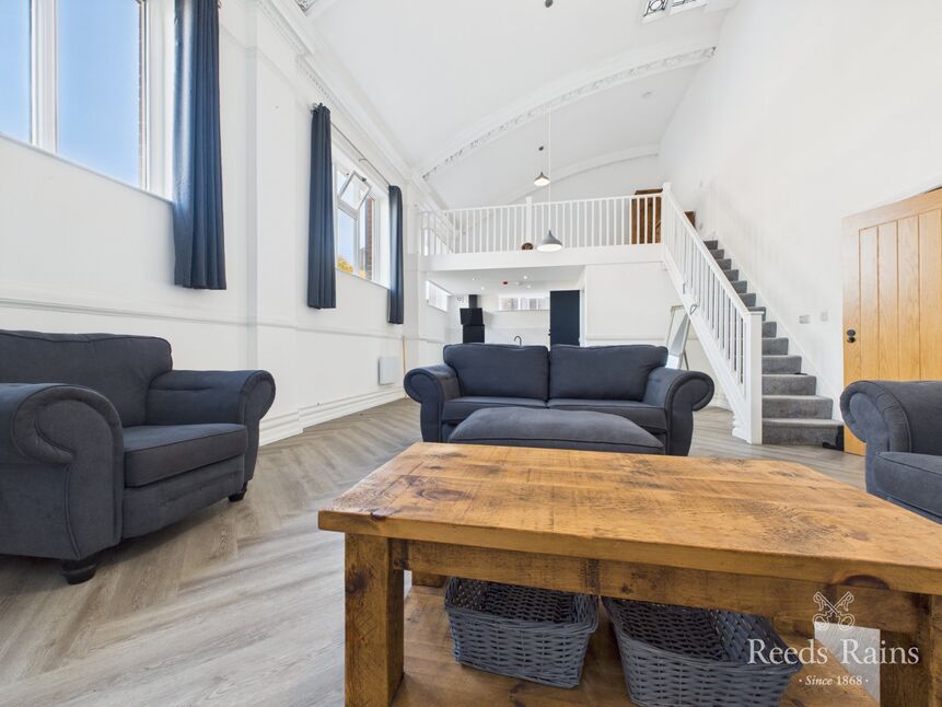 Sitting / Dining Room