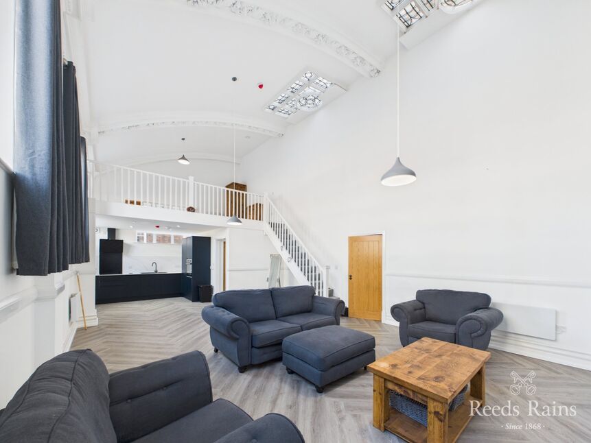 Sitting / Dining Room