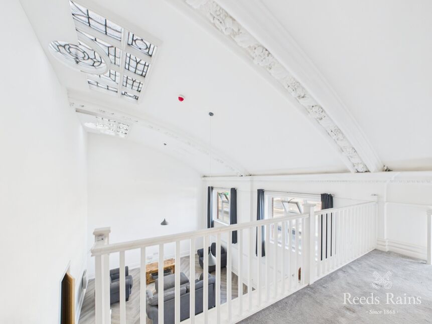 Sitting / Dining Room