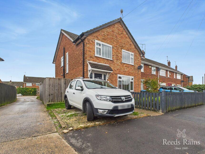 Main image of 4 bedroom End Terrace House for sale, Stromness Way, Hull, East Riding of Yorkshire, HU8