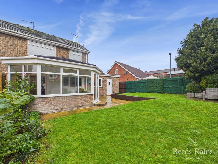 Main image of 3 bedroom Semi Detached House for sale, Glen Almond, Bilton, East Yorkshire, HU11